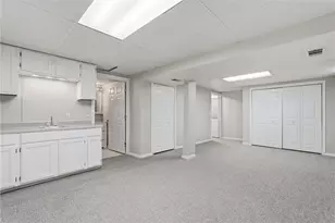 399 Limestone Dr, Bethel Park, PA 15102 - Photo 29