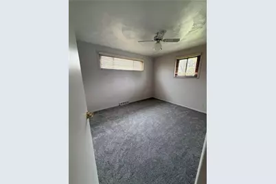 1210 Doris St, New Castle, PA 16101 - Photo 3