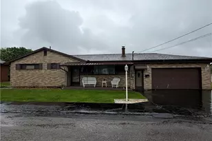 1210 Doris St, New Castle, PA 16101 - Photo 1