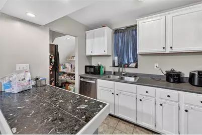3819 Winterburn Ave, Pittsburgh, PA 15207 - Photo 9