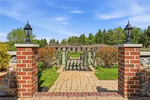 103 Destinaire Dr, Wilmington Township, PA 16142 - Photo 35