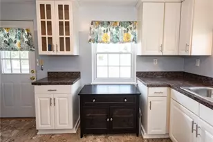 109 9th Ave, Ross Twp, PA 15229 - Photo 9