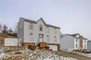 123 Stratford Ct, New Stanton, PA 15672 - Photo 3