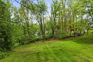354 Ramada Dr, Pittsburgh, PA 15241 - Photo 37