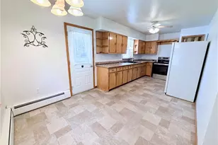 309 Woodland Ave, Grove City Boro, PA 16127 - Photo 9