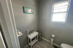118 Forest Dr, Seven Fields Boro, PA 16046 - Photo 9