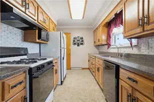 102 Kemper Rd, Twp of But SE, PA 16002 - Photo 9