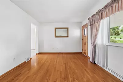 102 Kemper Rd, Twp of But SE, PA 16002 - Photo 7