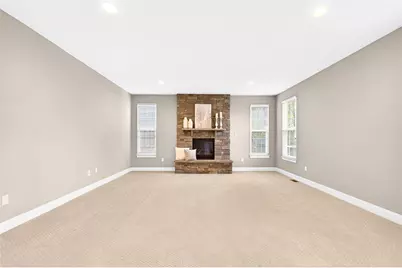 813 Balmoral Ct, Moon/Crescent Twp, PA 15108 - Photo 13