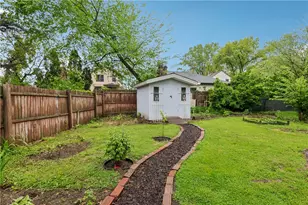 304 LeBlanc St, Pittsburgh, PA 15218 - Photo 27