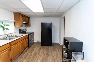 126 Snyder St, Connellsville, PA 15425 - Photo 9