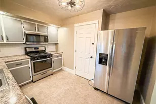 805 E Brady St, Butler, PA 16001 - Photo 17