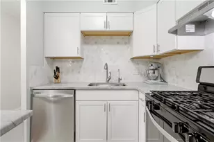 5825 Fifth Ave, Pittsburgh, PA 15232 - Photo 15