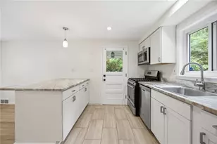 1126 Mifflin Rd, Pittsburgh, PA 15207 - Photo 11