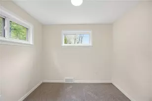 1126 Mifflin Rd, Pittsburgh, PA 15207 - Photo 21