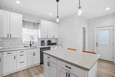 610 Boggs Ave, Pittsburgh, PA 15211 - Photo 17