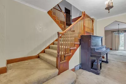 613 Briarcliff Dr, Center Township, PA 15001 - Photo 7