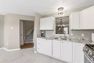 229 Hillvue Dr, Seven Fields Boro, PA 16046 - Photo 9