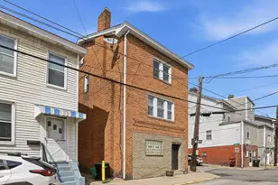 816 Penn St, Pittsburgh, PA 15215 - Photo 3