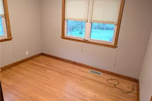 112 Patti Ln, Hopewell Township, PA 15001 - Photo 19