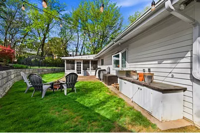 2029 Grosvenor Drive, Moon/Crescent Twp, PA 15108 - Photo 27
