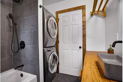 2017 Delaware Avenue, Pittsburgh, PA 15218 - Photo 31