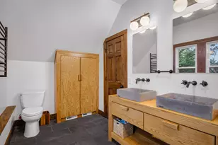2017 Delaware Ave, Pittsburgh, PA 15218 - Photo 39
