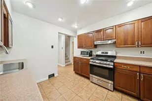 1423 Orangewood Ave, Beechview, PA 15216 - Photo 9