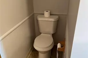 104 Wallace Ave, East Pittsburgh, PA 15112 - Photo 9
