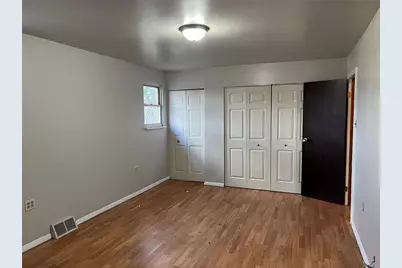 104 Wallace Ave, East Pittsburgh, PA 15112 - Photo 3