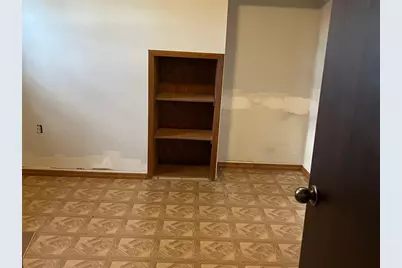 104 Wallace Ave, East Pittsburgh, PA 15112 - Photo 11