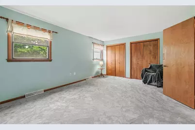 606 Canterbury Dr, Moon/Crescent Twp, PA 15108 - Photo 23