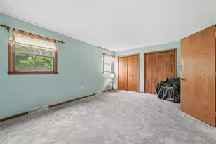 606 Canterbury Dr, Moon/Crescent Twp, PA 15108 - Photo 23
