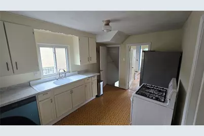 114 Braddock Rd, Pittsburgh, PA 15221 - Photo 17