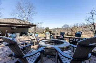 469 Mars Valencia Rd, Adams Township, PA 16059 - Photo 7
