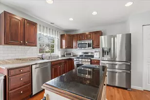 204 Windham Ln, Mars, PA 16046 - Photo 5