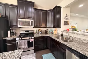 1950 Georgetown Dr, Sewickley, PA 15143 - Photo 9
