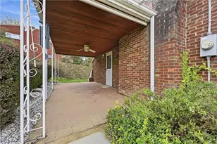 401 Clair Dr, Pittsburgh, PA 15241 - Photo 31