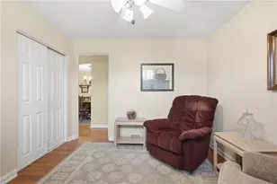 401 Clair Dr, Pittsburgh, PA 15241 - Photo 21