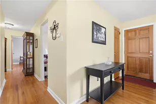 401 Clair Dr, Pittsburgh, PA 15241 - Photo 11