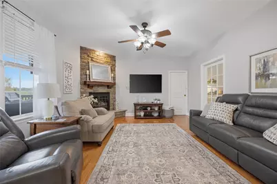4041 Rustic Woods Dr, Jefferson Hills, PA 15025 - Photo 15