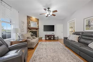 4041 Rustic Woods Dr, Jefferson Hills, PA 15025 - Photo 15