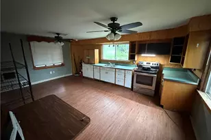 907 Woodlawn Ave, Brownsville, PA 15417 - Photo 3