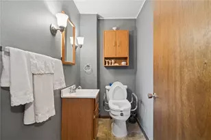 517 Moore St, Arnold, PA 15068 - Photo 9