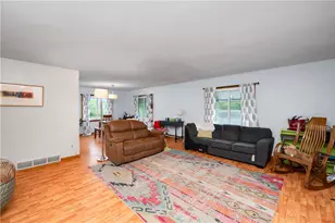 430 Flower Ave, Grove City Boro, PA 16127 - Photo 5