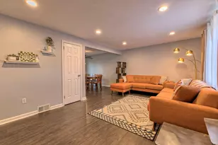 56 Meadowbrook Ave, Greensburg, PA 15601 - Photo 11