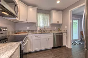 56 Meadowbrook Ave, Greensburg, PA 15601 - Photo 5