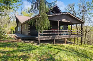 2705 Radebaugh, Hempfield Township, PA 15644 - Photo 3