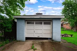 113 White Ave, Sharon, PA 16146 - Photo 31