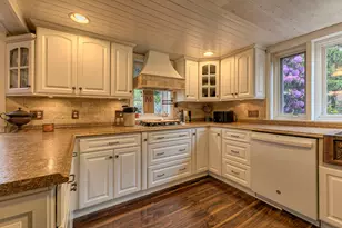 233 St Ives Dr, Hempfield Township, PA 15601 - Photo 7